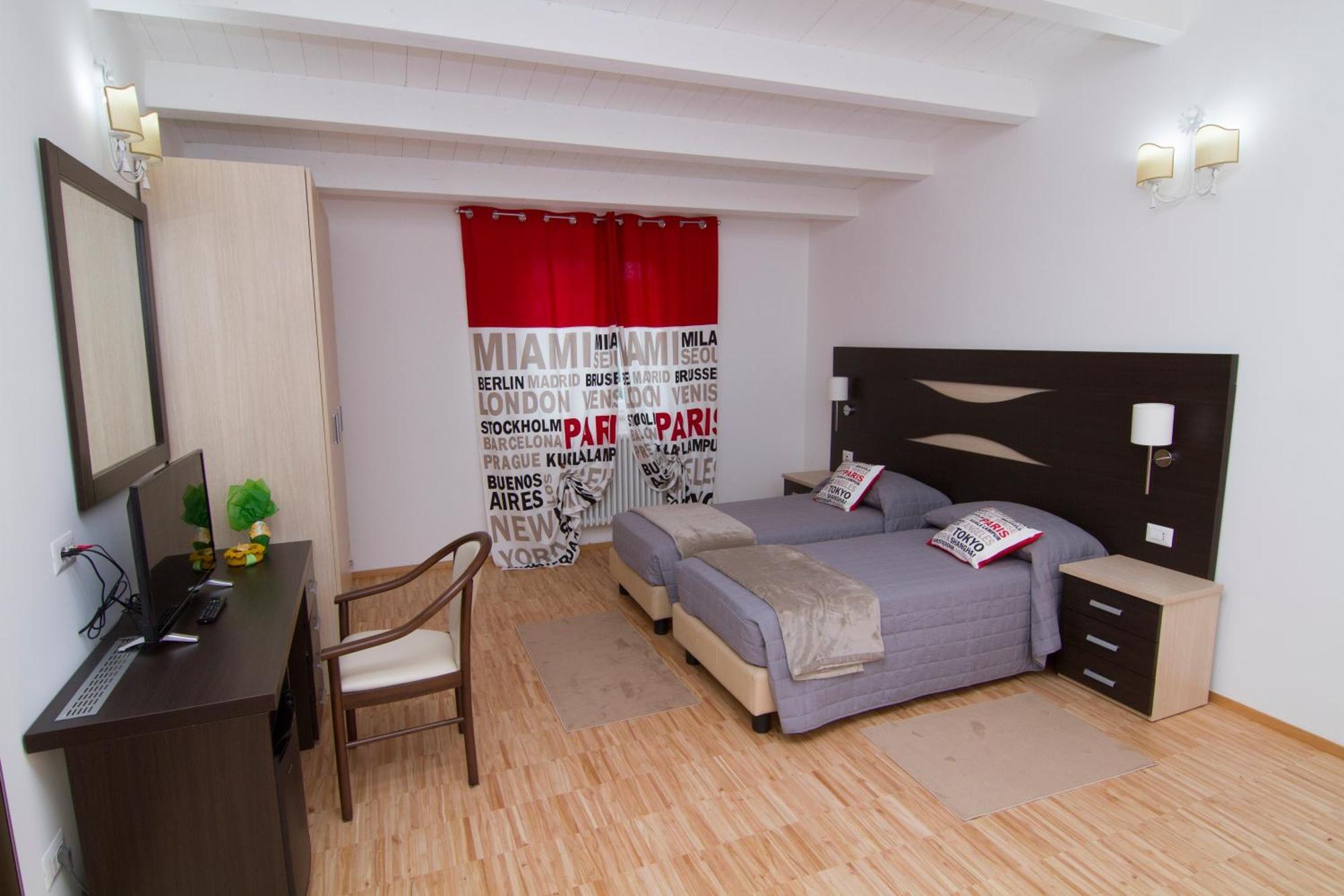 Al Bastione Relais Suite & Rooms Gravina in Puglia Ngoại thất bức ảnh