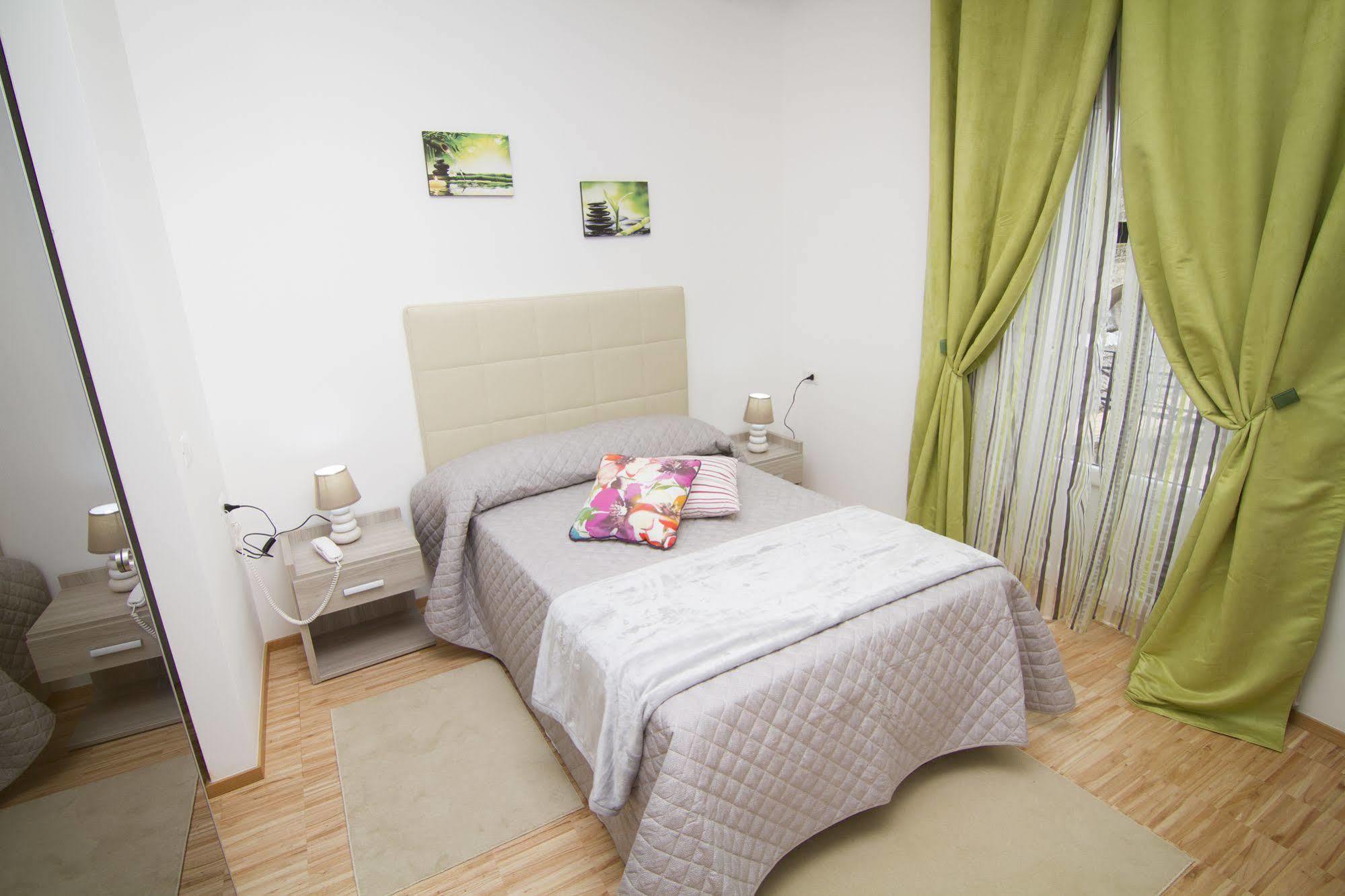 Al Bastione Relais Suite & Rooms Gravina in Puglia Ngoại thất bức ảnh