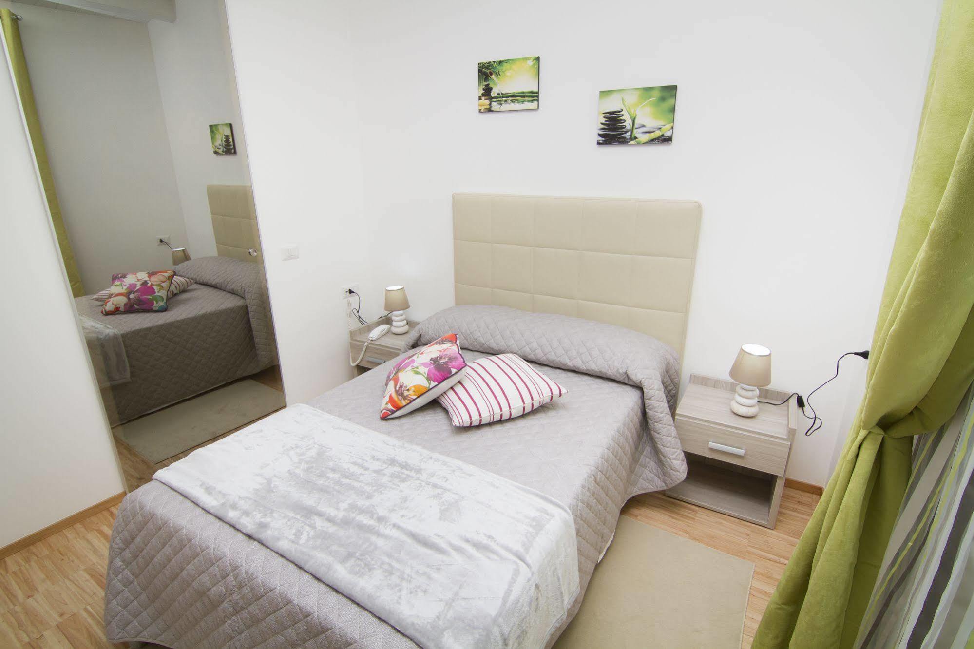 Al Bastione Relais Suite & Rooms Gravina in Puglia Ngoại thất bức ảnh