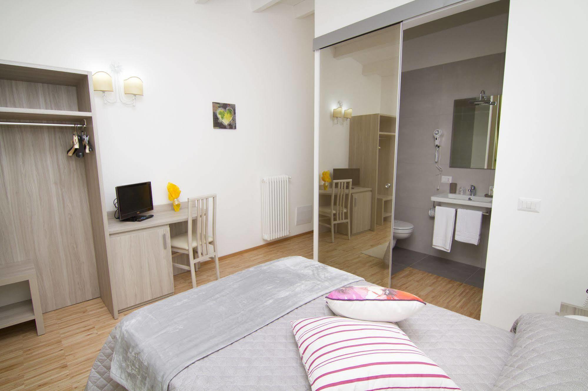 Al Bastione Relais Suite & Rooms Gravina in Puglia Ngoại thất bức ảnh